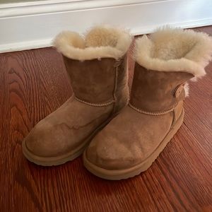 Ugg Boots Size 3 (kids) Worn one season Watermarks on front toes Excellent soles